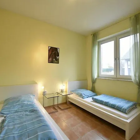 With 1 Bedroom *